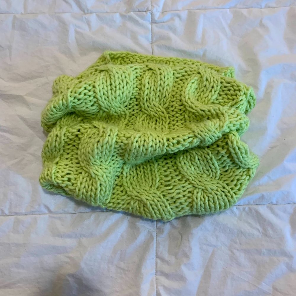 American Eagle Chartreuse Donut Scarf, Never Worn
